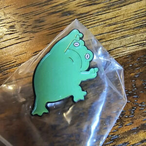 Funny dragon Ball z leaning frog fusion anime manga enamel pin jewelry women's d